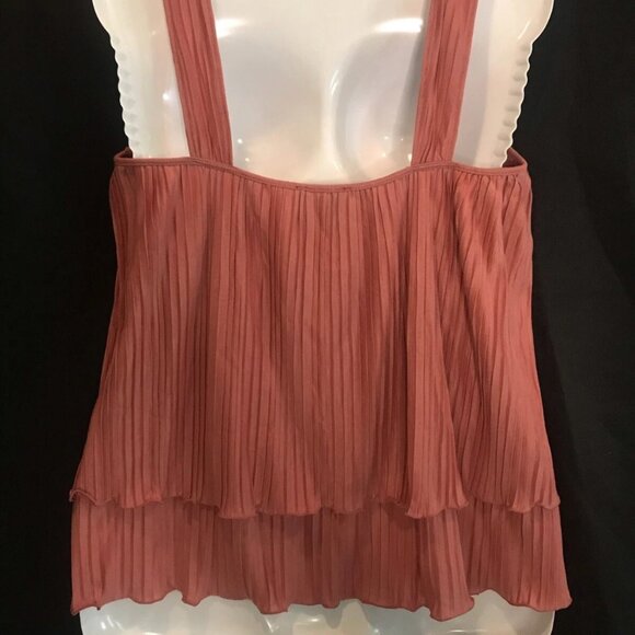 Express rose Pink Tank-Medium - Picture 2 of 4